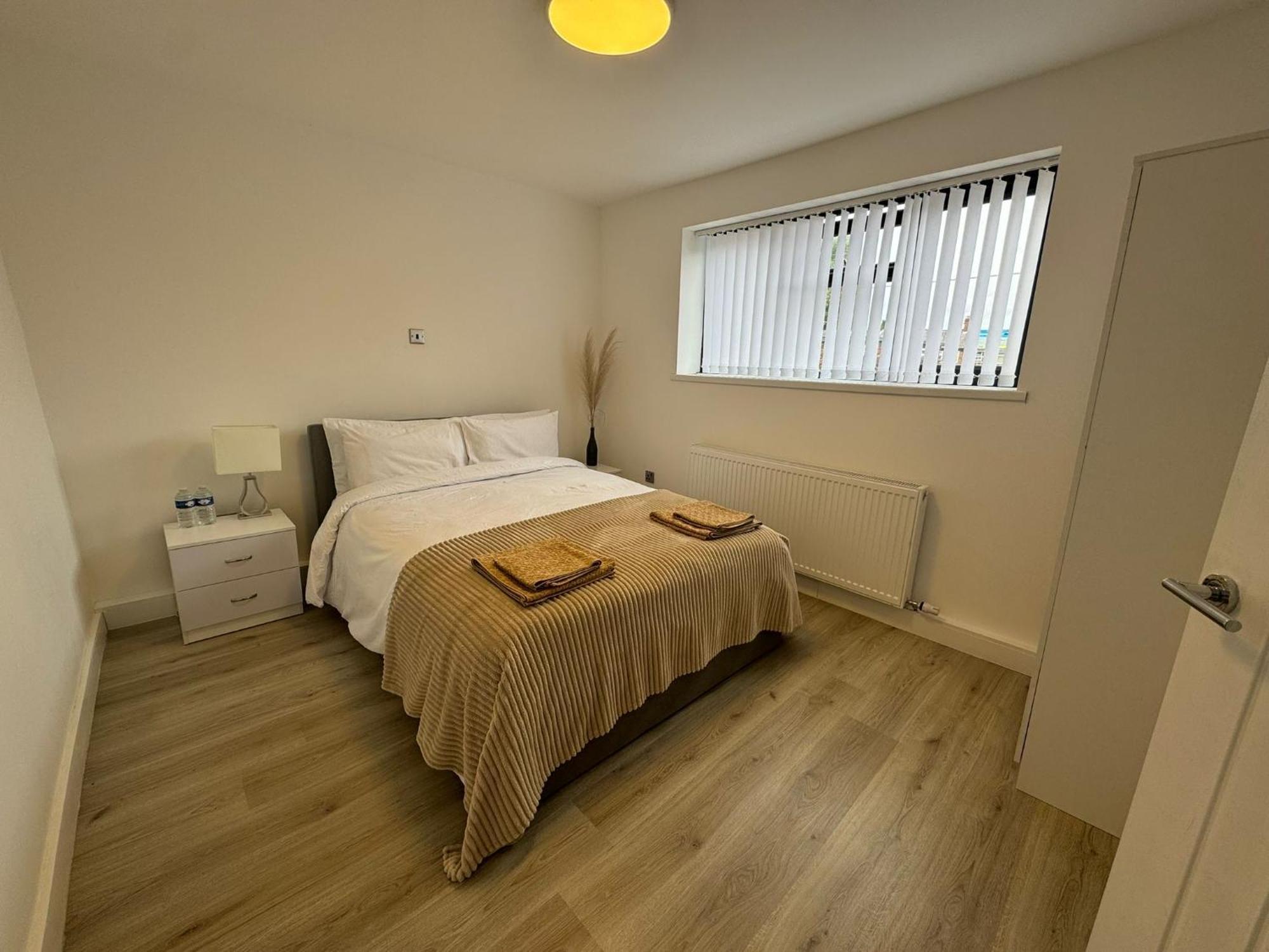 Superb Cozy House In Warrington Villa Exteriör bild